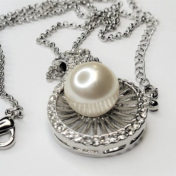 Pearl Pendant Fashion Necklace - Picture 1 of 16